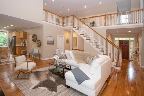 3405 Cooper Rd, Blue Ash, OH 45241 photo 4