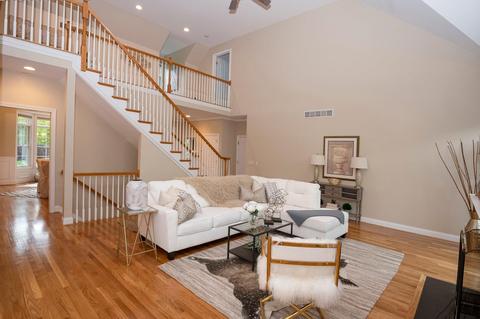 3405 Cooper Rd, Blue Ash, OH 45241 photo 5
