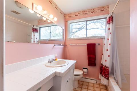9457 Sherborn Dr, Cincinnati, OH 45231 photo 14