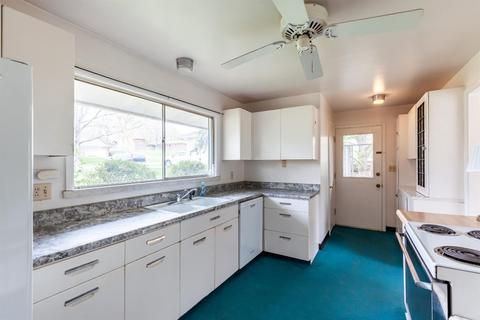 9457 Sherborn Dr, Cincinnati, OH 45231 photo 8