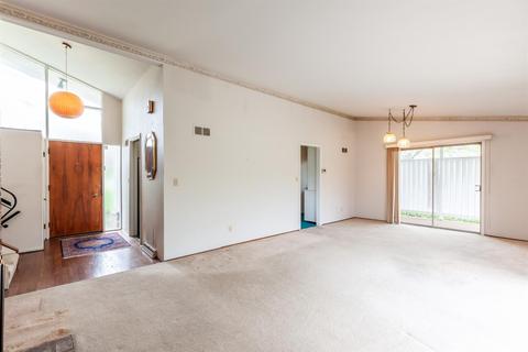 9457 Sherborn Dr, Cincinnati, OH 45231 photo 12