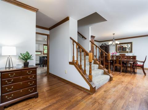 7948 Ashley View Dr, Cincinnati, OH 45227 photo 4