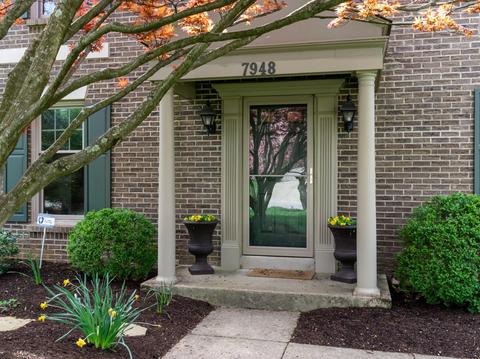 7948 Ashley View Dr, Cincinnati, OH 45227 photo 2