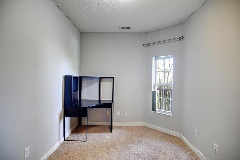  3236 Grand Falls Blvd, Maineville, OH 45039 photo 17