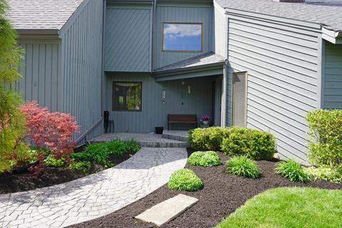 7891 Woodside Ct, Maineville, OH 45039 photo 2