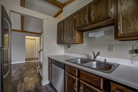 911 Sarbrook Dr, Cincinnati, OH 45231 photo 10