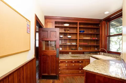 3885 Dakota Ave, Cincinnati, OH 45229 photo 23