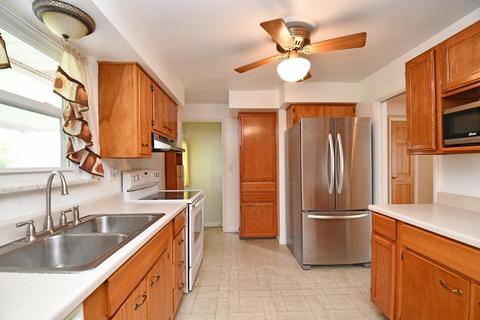 4475 Forest Trl, Cincinnati, OH 45244 photo 9