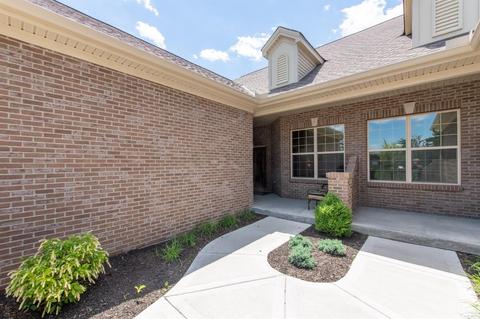 5824 Springview Cir, Mason, OH 45040 photo 3