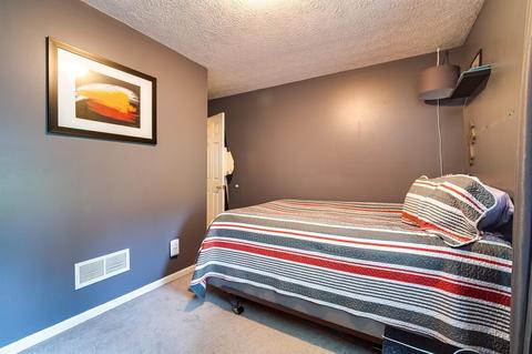 2454 Grant Ave, Cincinnati, OH 45231 photo 15