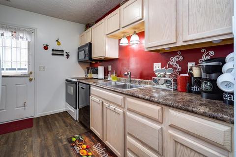 2454 Grant Ave, Cincinnati, OH 45231 photo 8