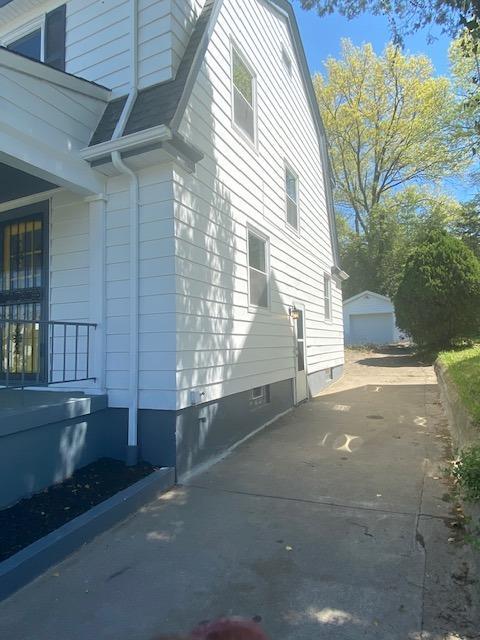 2189 Crane Ave, Cincinnati, OH 45207 photo 2