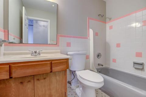 2463 Kingspath Dr, Cincinnati, OH 45231 photo 12