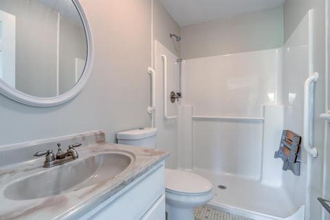 2463 Kingspath Dr, Cincinnati, OH 45231 photo 16