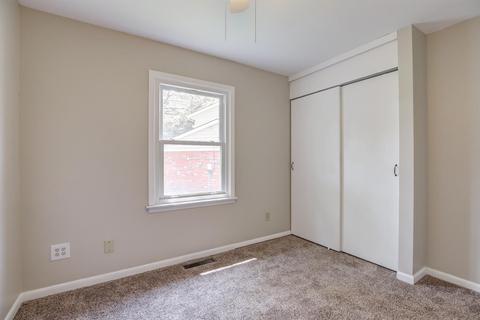 2463 Kingspath Dr, Cincinnati, OH 45231 photo 4