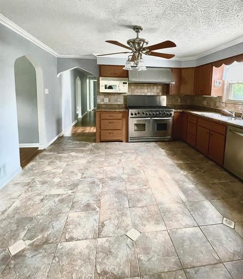 4167 Mclean Dr, Cincinnati, OH 45255 photo 9