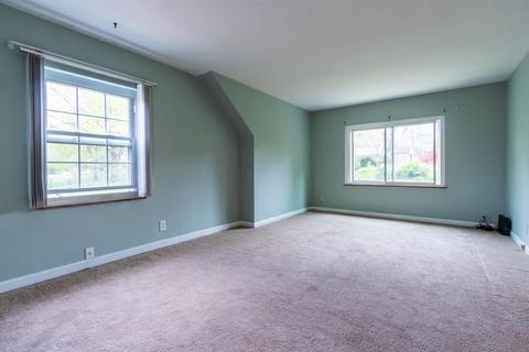 5223 Highview Dr, Cincinnati, OH 45238 photo 3