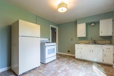 5223 Highview Dr, Cincinnati, OH 45238 photo 9