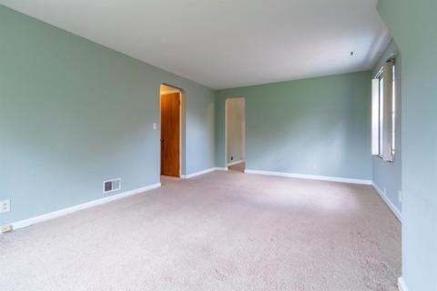 5223 Highview Dr, Cincinnati, OH 45238 photo 6