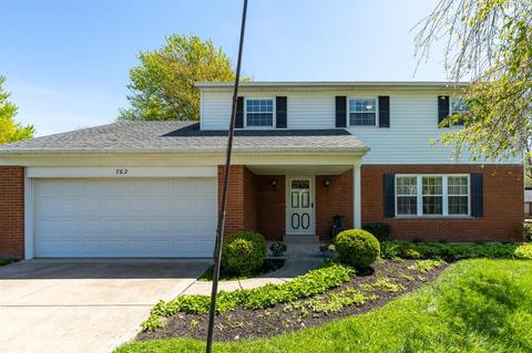 762 Elderwood Dr, Cincinnati, OH 45255 photo 2