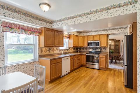 762 Elderwood Dr, Cincinnati, OH 45255 photo 8