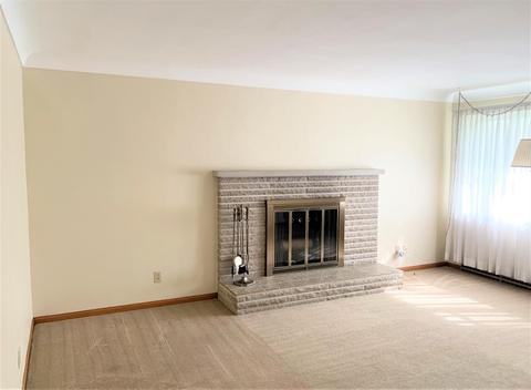 2906 Devils Backbone Rd, Cincinnati, OH 45233 photo 2