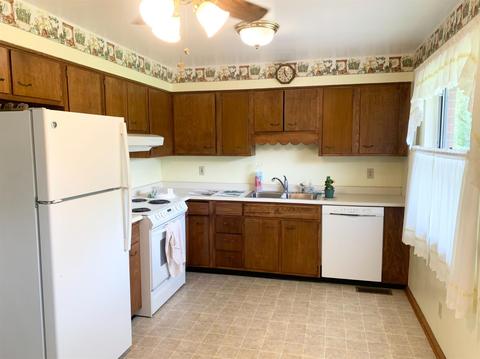 2906 Devils Backbone Rd, Cincinnati, OH 45233 photo 5