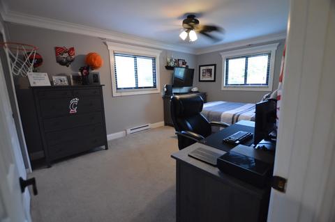3922 Springoak Dr, Cincinnati, OH 45248 photo 13