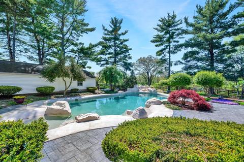 9891 Daly Rd, Cincinnati, OH 45231 photo 37