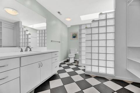 9891 Daly Rd, Cincinnati, OH 45231 photo 26