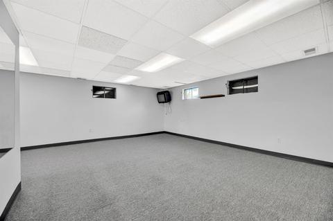 9891 Daly Rd, Cincinnati, OH 45231 photo 33