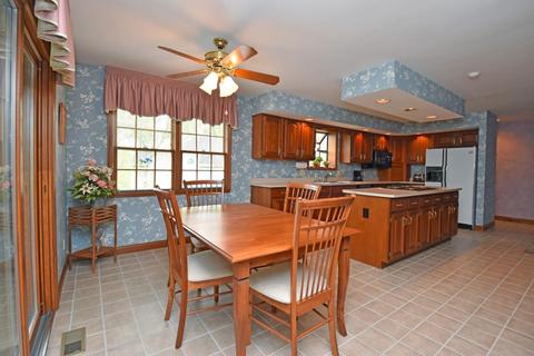 3801 Monets Ln, Evendale, OH 45241 photo 14
