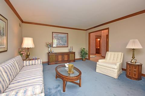 3801 Monets Ln, Evendale, OH 45241 photo 6