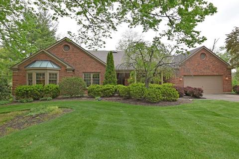 3801 Monets Ln, Evendale, OH 45241 photo 1