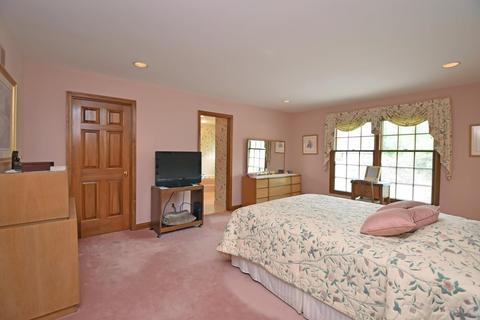 3801 Monets Ln, Evendale, OH 45241 photo 20