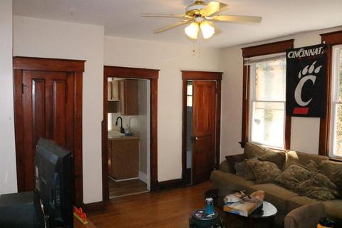 2320 Chickasaw St, Cincinnati, OH 45219 photo 8