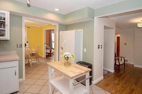8875 Long Ln, Cincinnati, OH 45231 photo 14