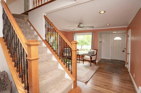 8875 Long Ln, Cincinnati, OH 45231 photo 22