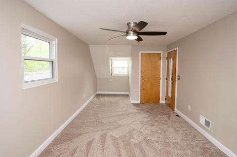8875 Long Ln, Cincinnati, OH 45231 photo 25