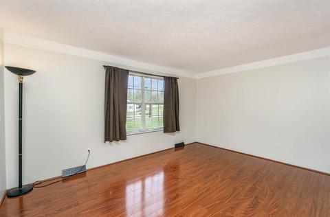 483 Fleming Rd, Cincinnati, OH 45231 photo 4