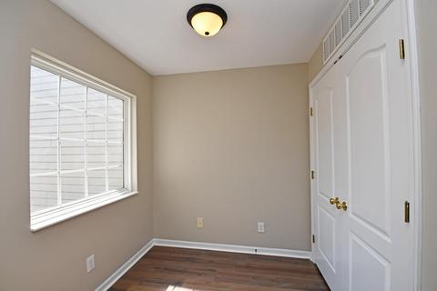 2336 Buddleia Ct, Cincinnati, OH 45239 photo 3