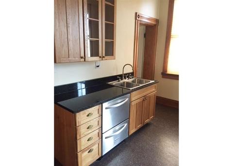 3141 Bishop St, Cincinnati, OH 45220 photo 8