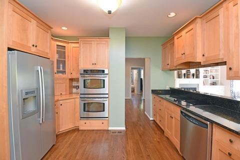 9430 Oakhurst Ct, Blue Ash, OH 45241 photo 13