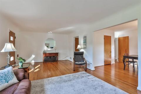 6044 Winnetka Dr, Cincinnati, OH 45236 photo 7