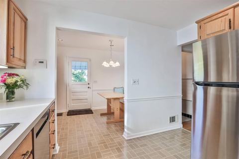 6044 Winnetka Dr, Cincinnati, OH 45236 photo 12
