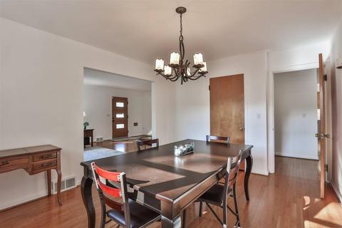 6044 Winnetka Dr, Cincinnati, OH 45236 photo 9