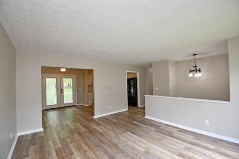 3980 Benjamin St, Cincinnati, OH 45245 photo 5