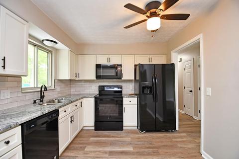 3980 Benjamin St, Cincinnati, OH 45245 photo 8
