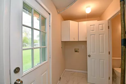 3854 Mark Ct, Cincinnati, OH 45255 photo 13