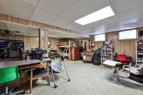 491 Halifax Cir, Cincinnati, OH 45244 photo 13